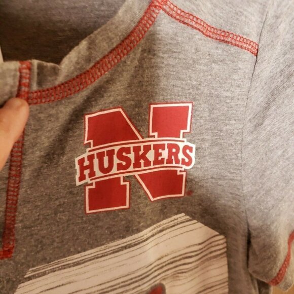 Creative Apparel Womens University Of Nebraska Short Sleeve Grey Top - Picture 4 of 6